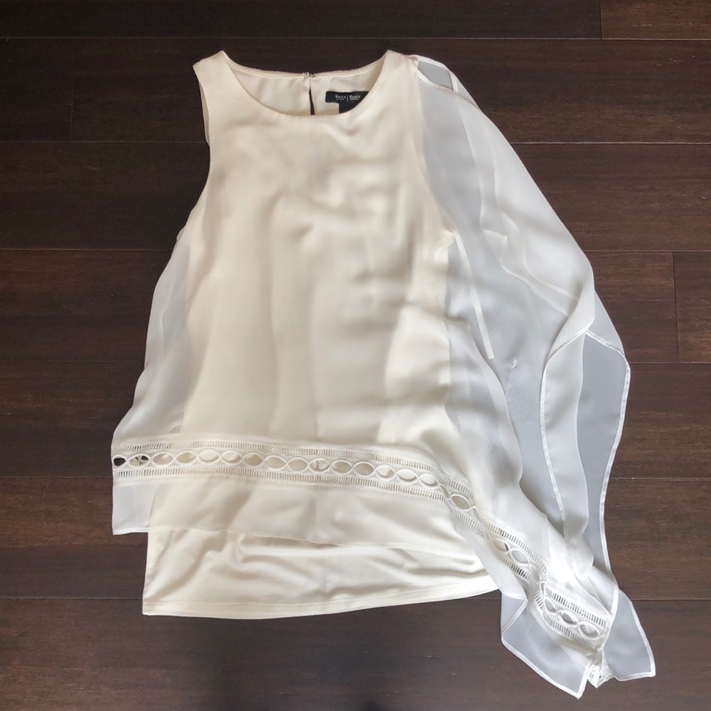Sleeveless blouse
